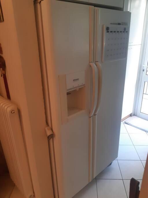أثينا Classical Apartment At Lycabetus Hill المظهر الخارجي الصورة